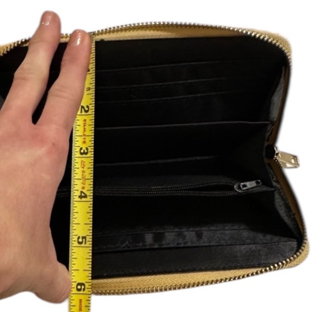 Red polka dot wallet zip around. Reminds me of Rolling Stones Album Cover. - Picture 3 of 8